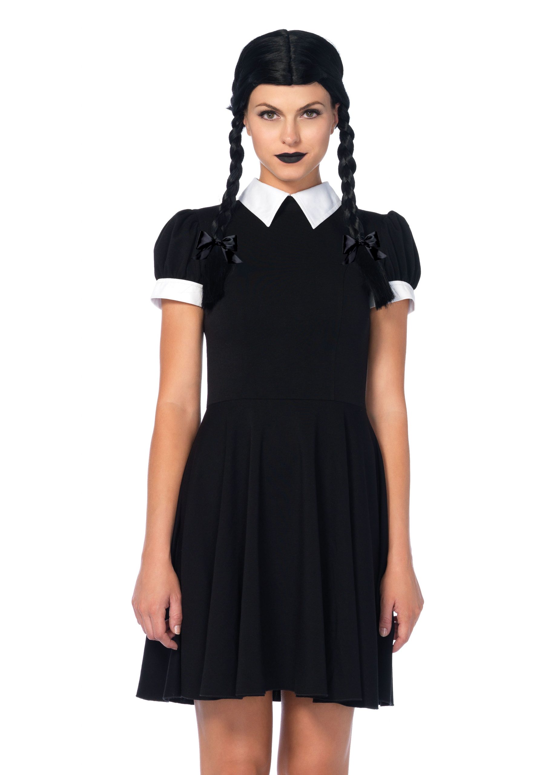 Halloween: costume per donna da Mercoledì Addams