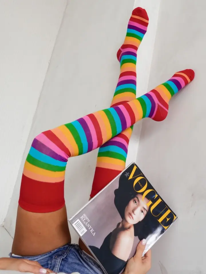 Milena: Calze Parigine in cotone con motivo arcobaleno