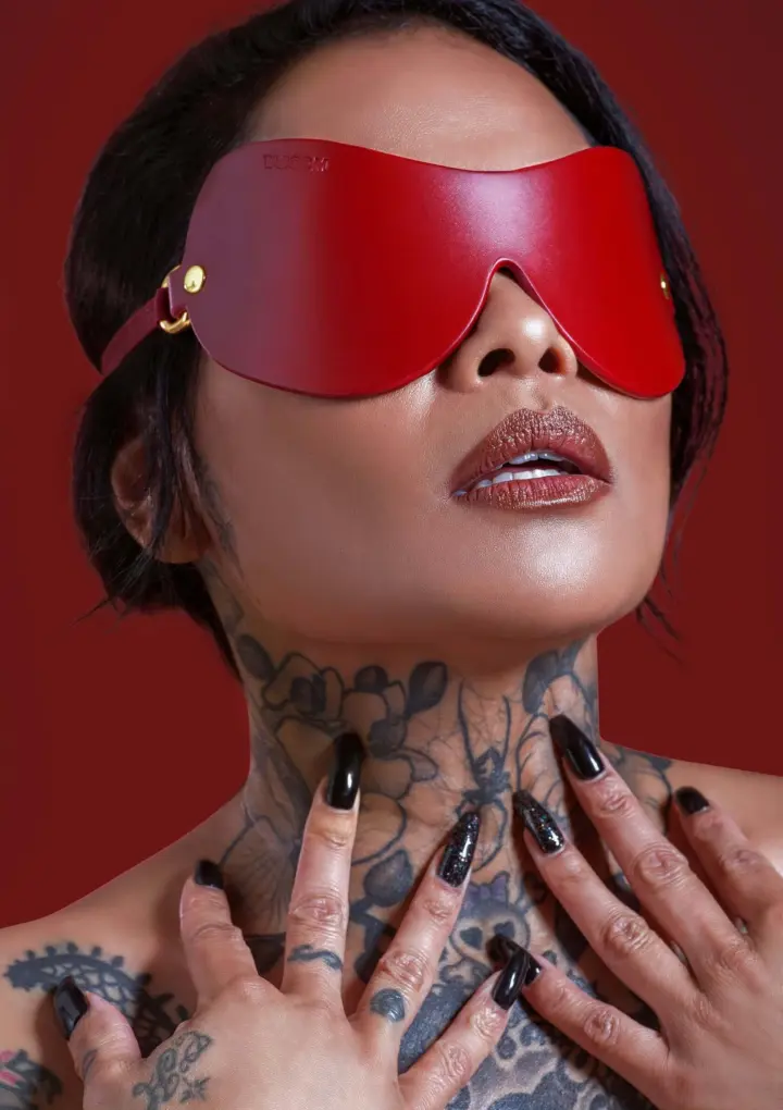 Maschera per occhi rosso intenso Avantgarde
