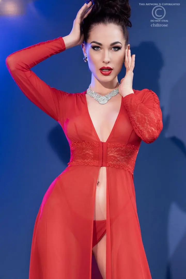 Chilirose: Vestaglia rossa in tulle e pizzo con perizoma coordinato – foto 5