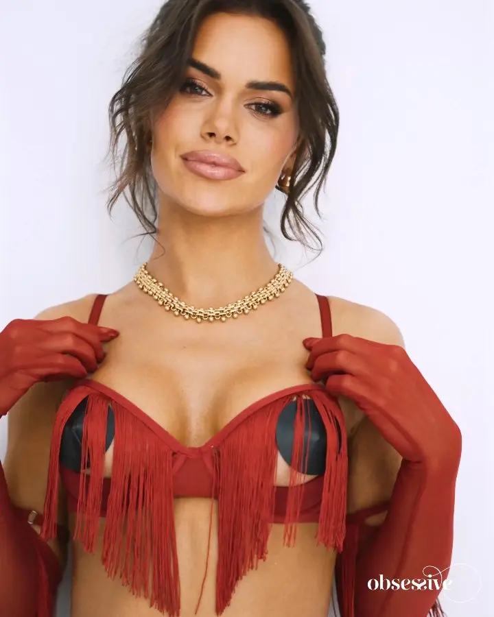 Obsessive Rossay set 4 pezzi rosso con frange cupless ouvert – video